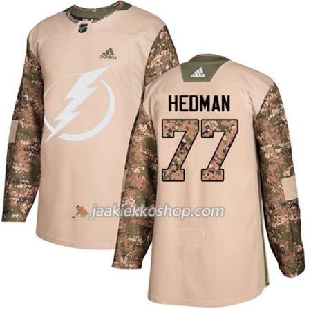 Miehille NHL Tampa Bay Lightning Pelipaita Victor Hedman 77 Adidas 2017-2018 Camo Veterans Day Practice Authentic